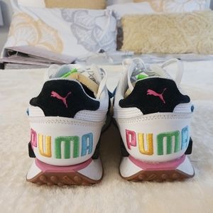 Men's Puma Sneakers